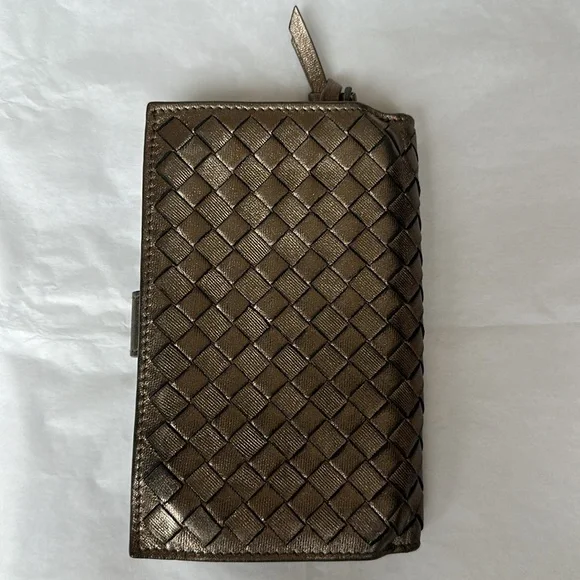 Bottega Veneta Nappa Argento Medium Sized Wallet - Picture 5 of 7